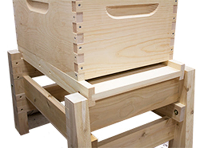 10F Hive Stand Cedar