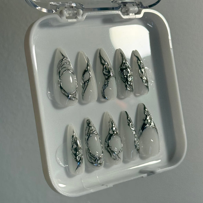 LIQUID METAL