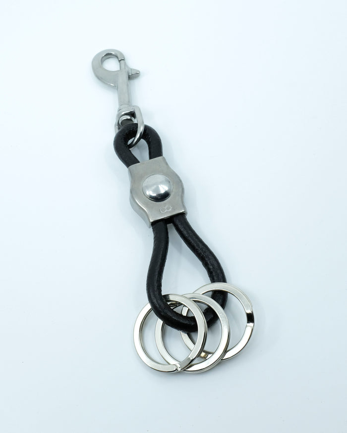 Black Pinched Keyring | SIX 95 | DEPARTAMENTO