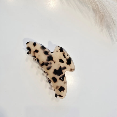 Done Medium Claw Clip Light Leopard