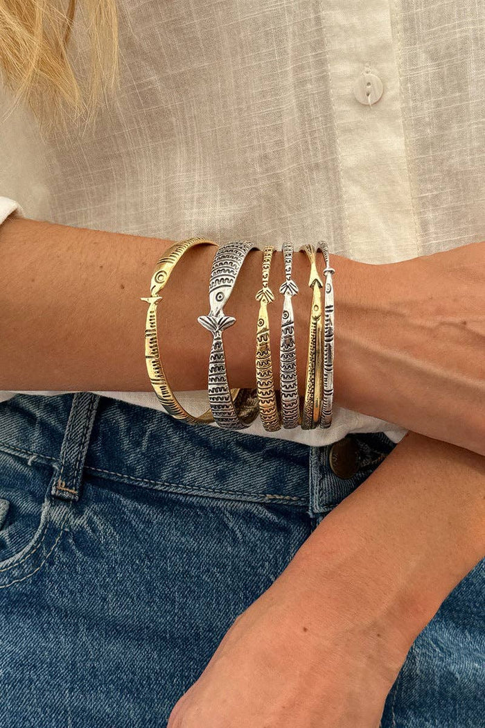 Elegant Fish Motif Bangle