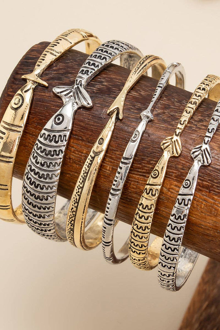 Elegant Fish Motif Bangle