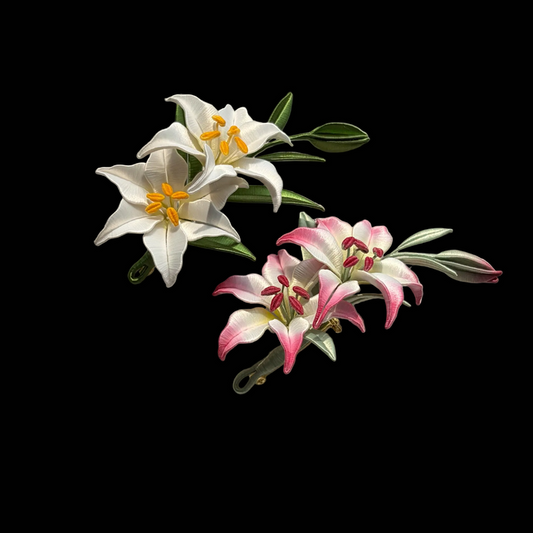 Handmade Chanhua Small Lily Brooch - Intricate Thread Wrapped Accessory