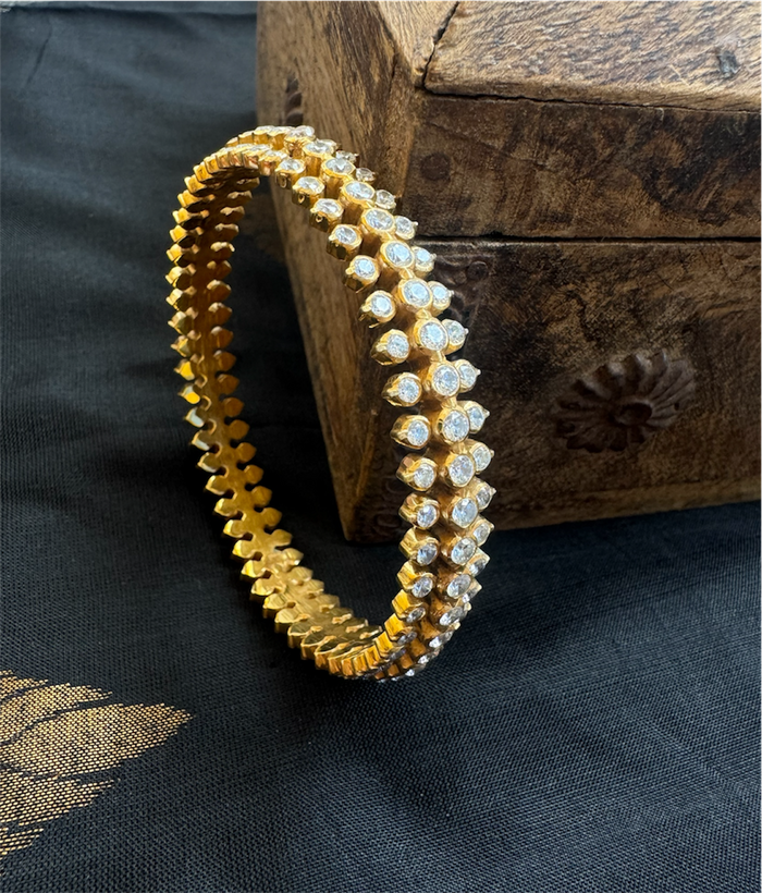 The Wamira Silver Solitaire Bangle (Size 2.6)